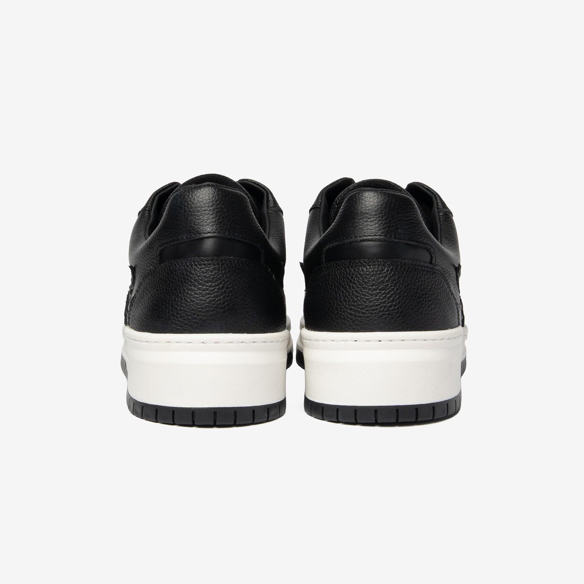 PRE ORDER - Low Top - Jaq - Black