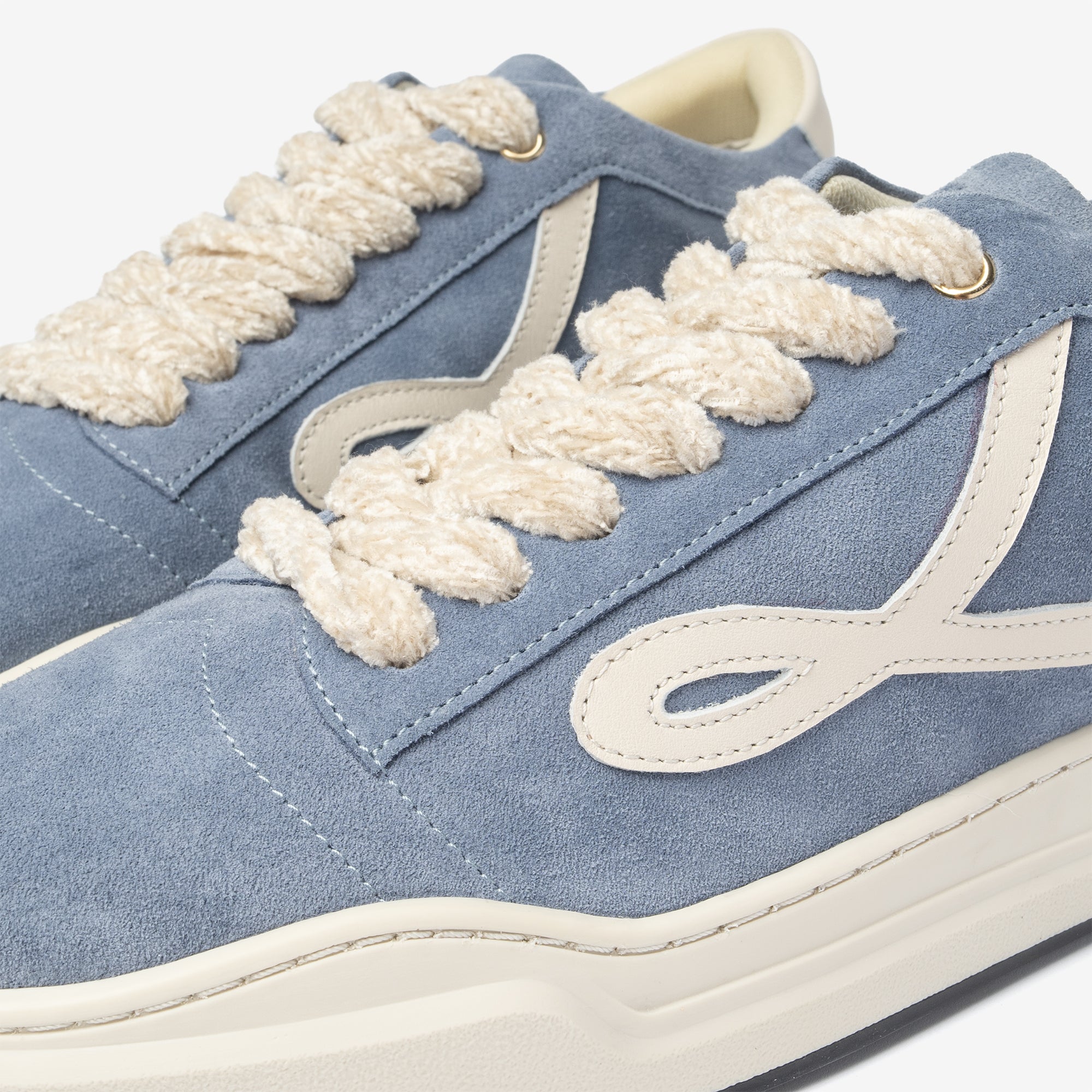PRE ORDER - Low Top - Oxis - Jeans