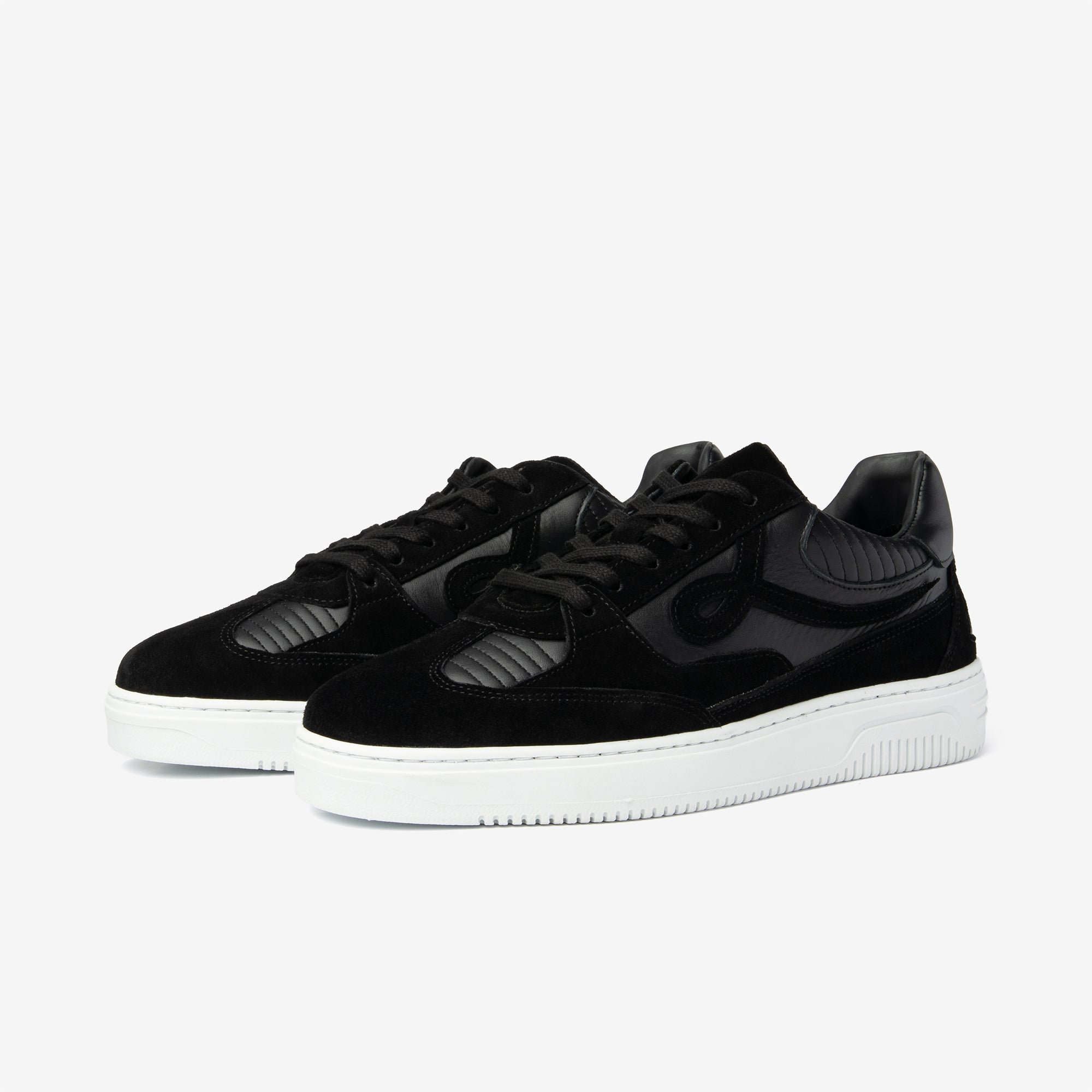 PRE ORDER - Low Top - Nilo - Black