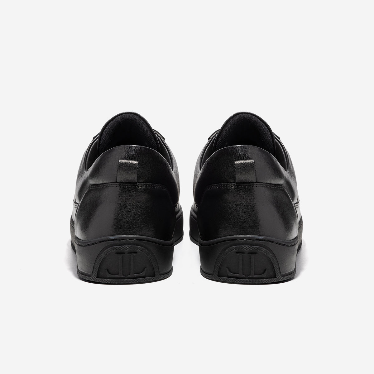 Low Top - Faisca - All Black Perforate