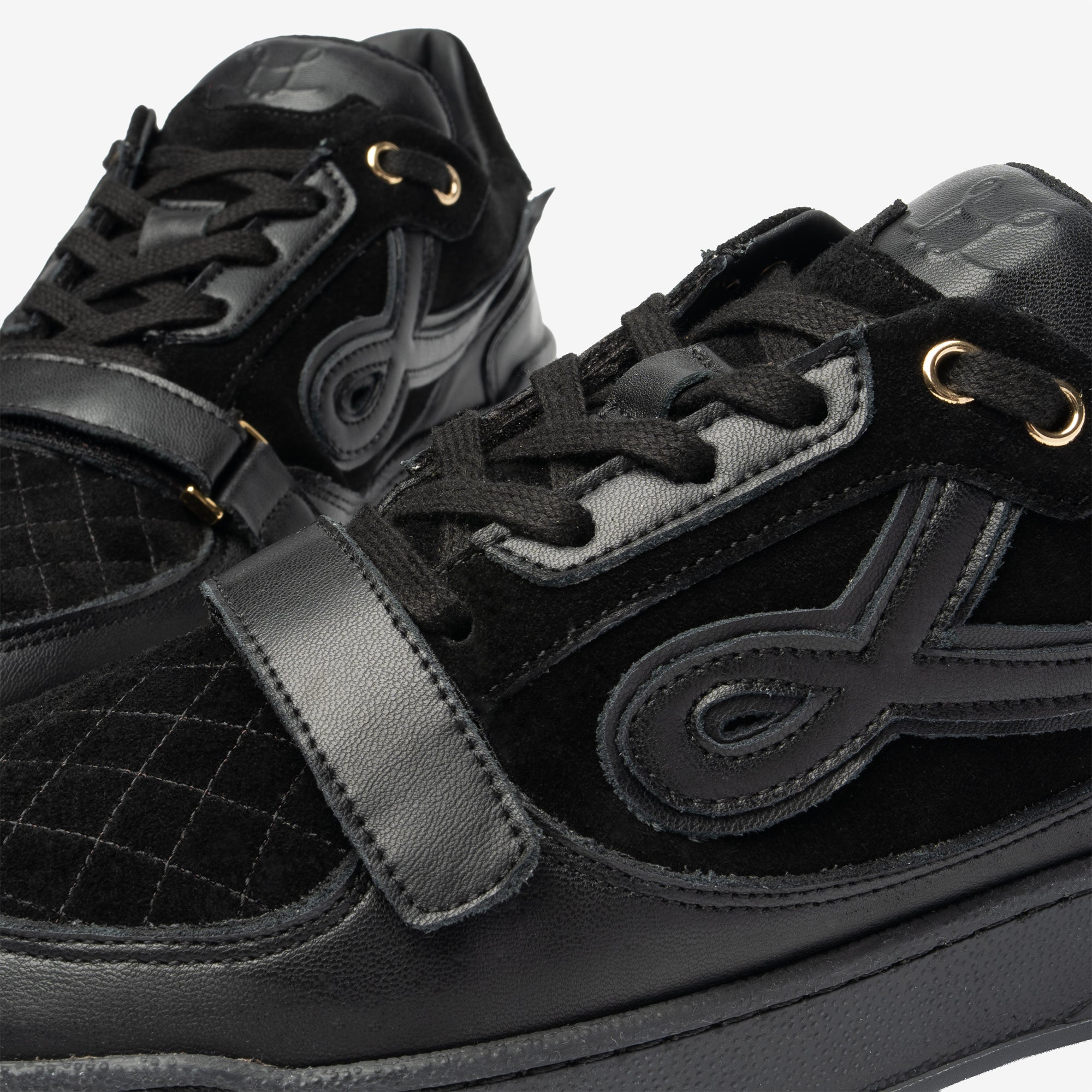 PRE ORDER - Low Top - Rayo - Black