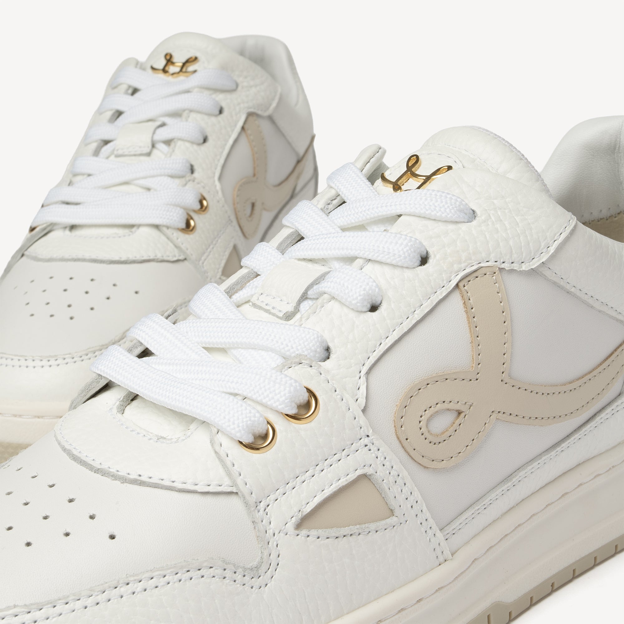 PRE ORDER - Low Top - Jaq - White Beige