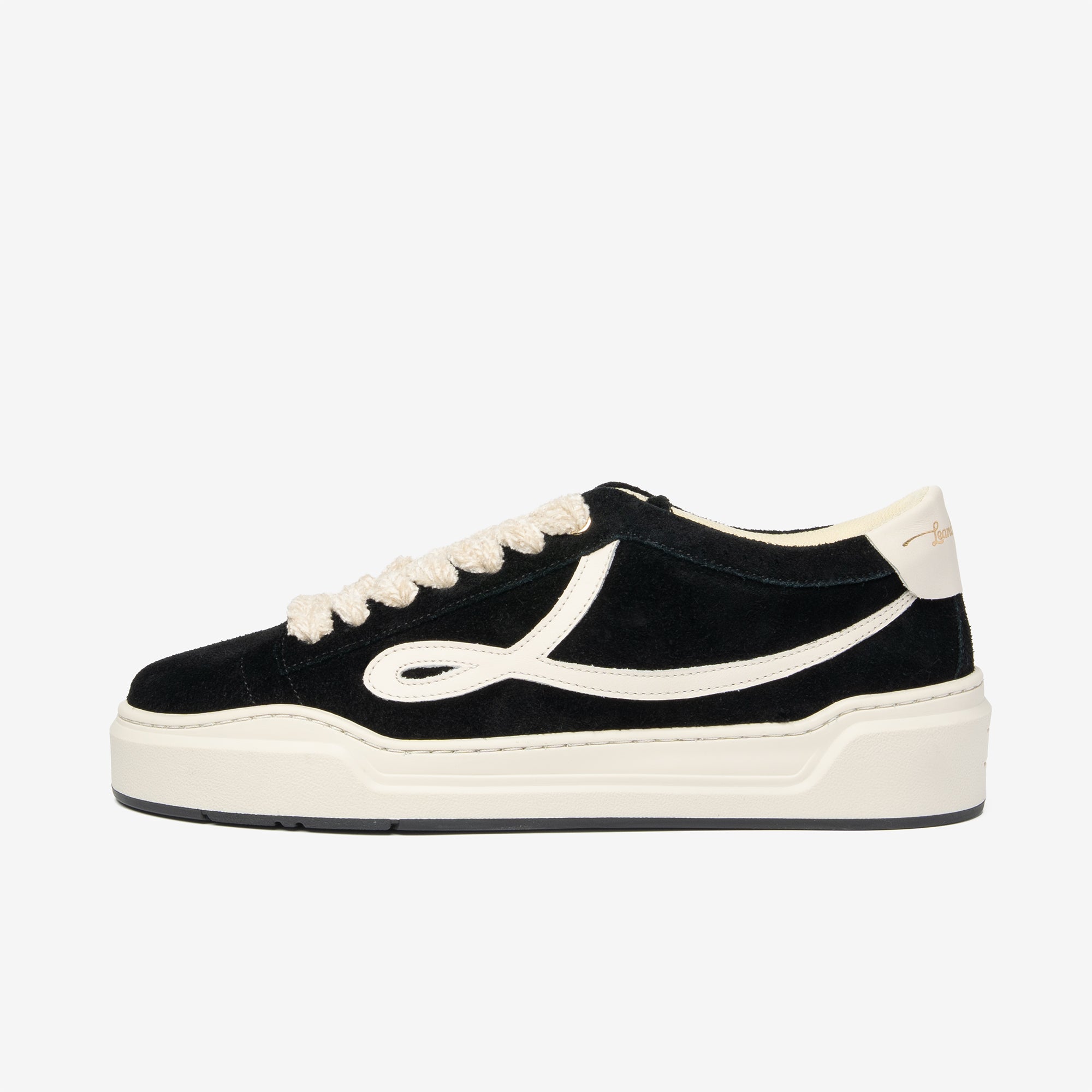 PRE ORDER - Low Top - Oxis - Black