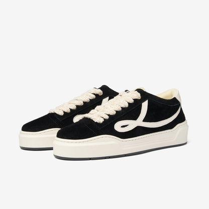 PRE ORDER - Low Top - Oxis - Black