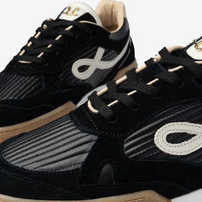 PRE ORDER - Low Top - Griv - Black White Camel