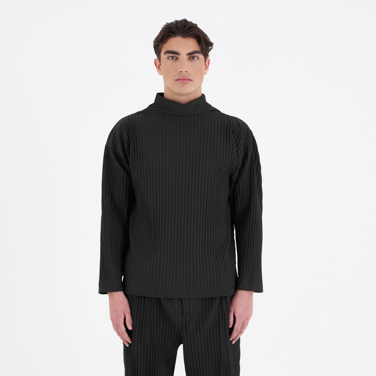PRE ORDER - Turtleneck Sweater Plissee - Black